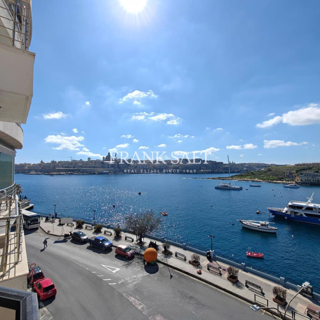 Sliema, Apartment