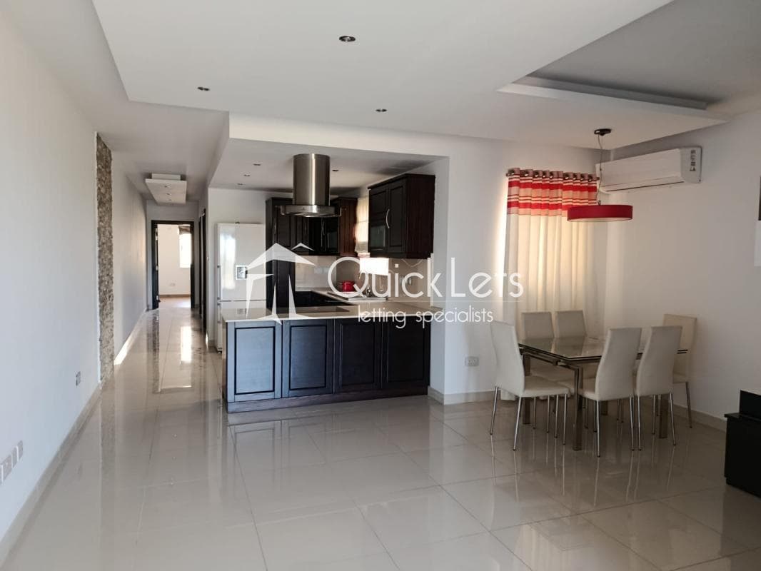 Apartments in Marsaxlokk - REF 89348