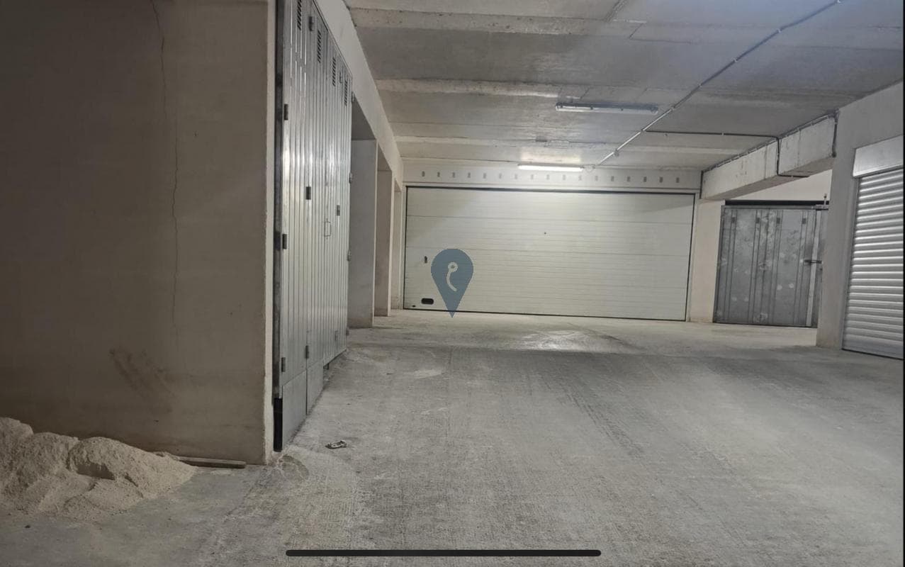 Garage/Parking Space in Swieqi