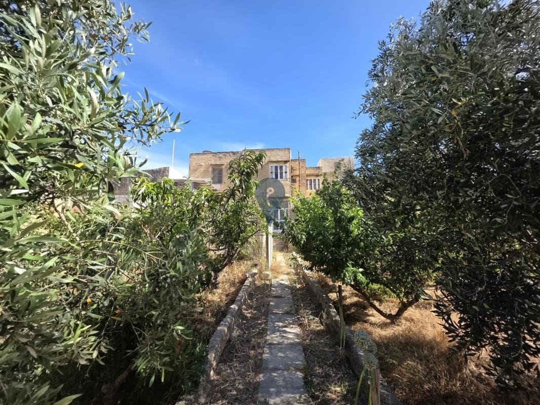 Townhouses in Tarxien