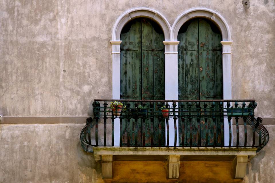 Modern Maisonette (illustrative photo)