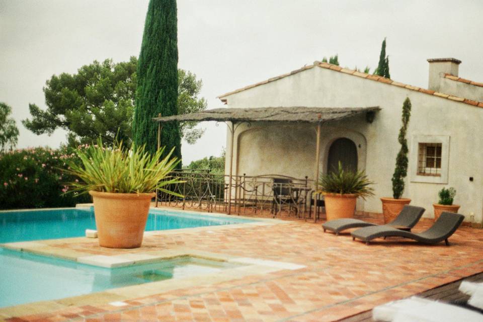 4 Bedroom Villa Pembroke (illustrative photo)